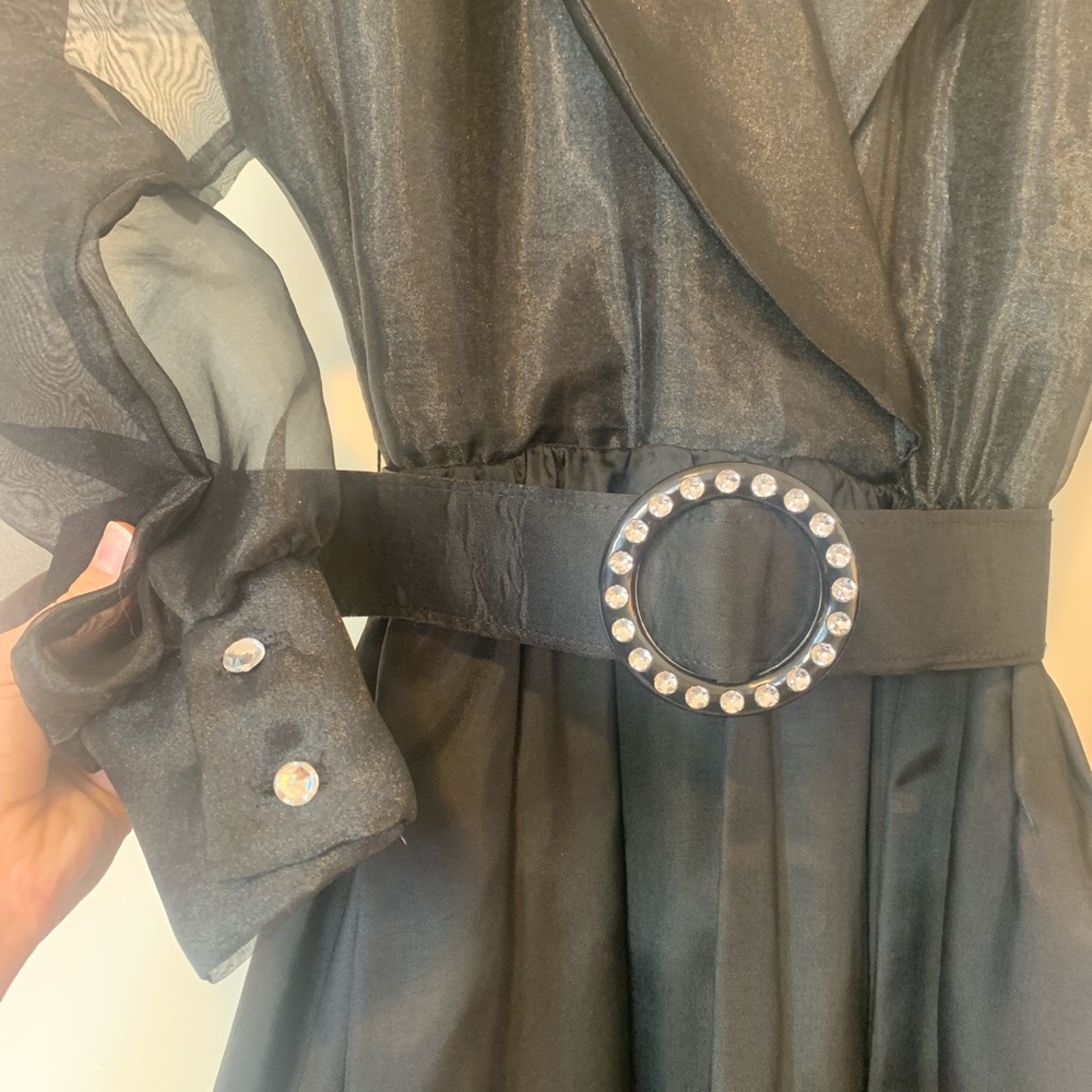 Vintage 80s/90s black puffy sleeve princess dress - Picture 4 of 5